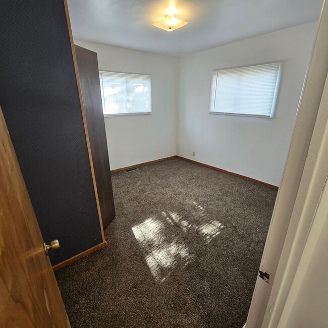 Photo - 1000 California Ave