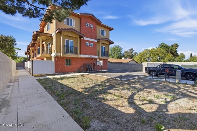 Photo - 1740 Patricia Ave
