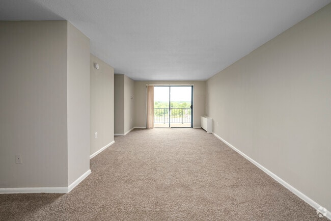2BR, 2BA – 1,063SF - Living Room