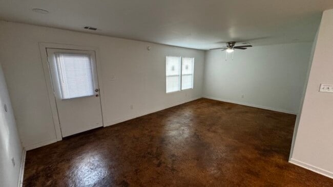 Photo - 3021 Chelsea Ave