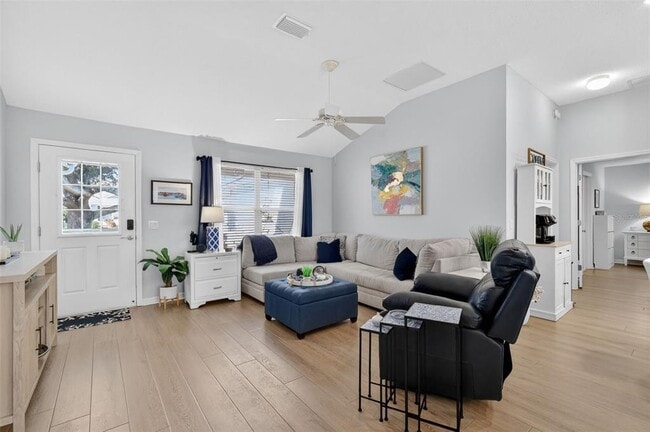 Photo - 1950 Alistar Ct