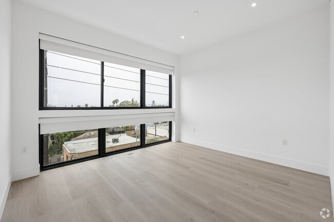 2BR, 3BA - Second Bedroom