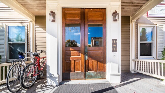 Photo - 416 S 5th Ave Unidad 416 S 5th Avenue #3