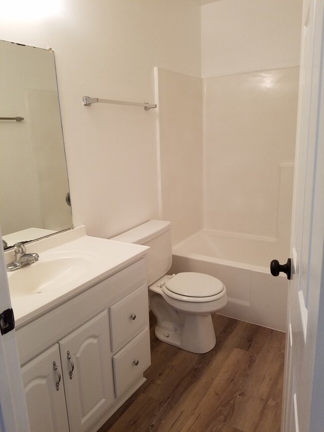 Photo - 1533 El Tigre Ct Unit B