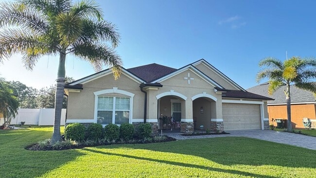 Photo - 676 Seneca Trail House