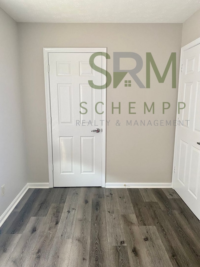 Photo - 2433 Slevin St Unidad 4