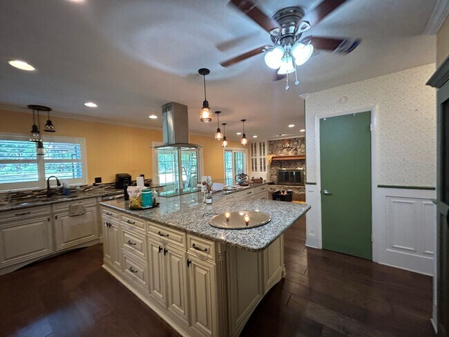 Photo - Sunningdale 5/4 on Just over 1 Acre