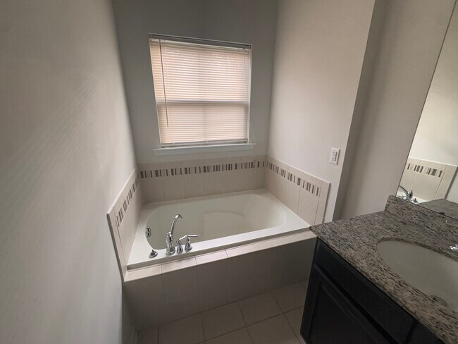 Photo - 4511 Wistar Wds Trl