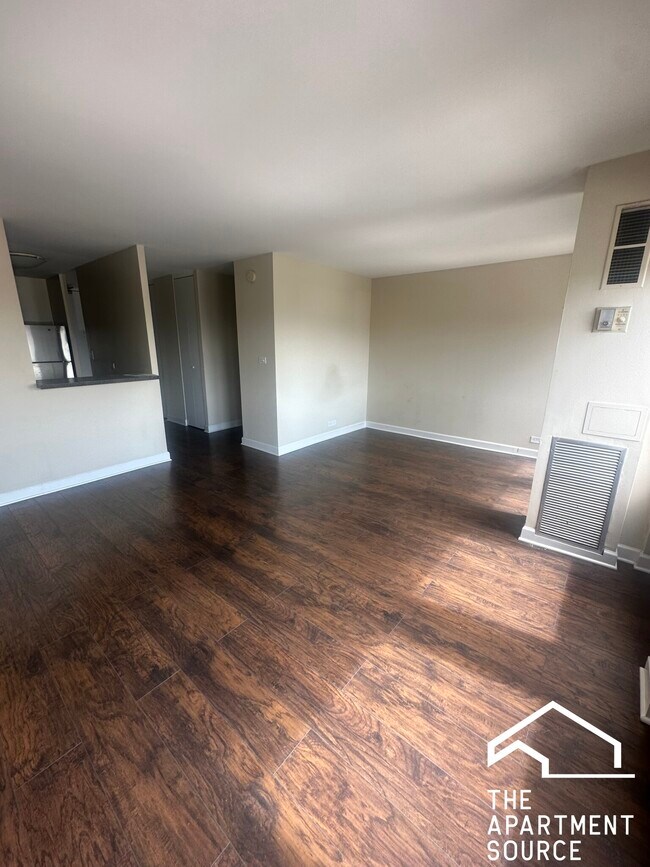 Photo - 444 W Fullerton Pkwy Condo Unit 1305