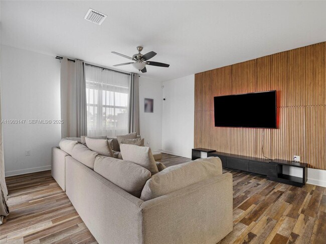 Photo - 1411 SE 26th Rd