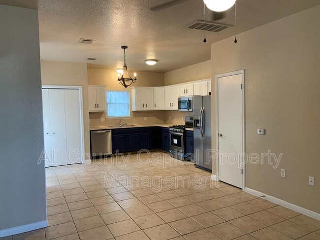 Photo - 1812 Maple Ave Unidad 1812