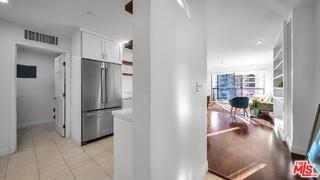 Photo - 10724 Wilshire Blvd