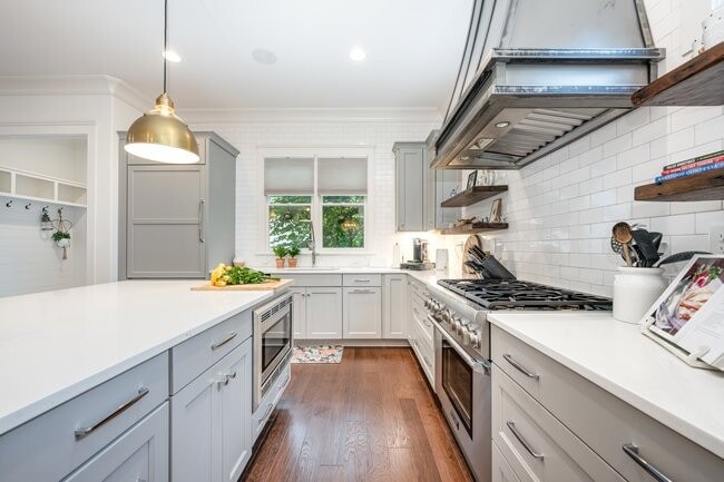Photo - 748 Ellsworth Rd
