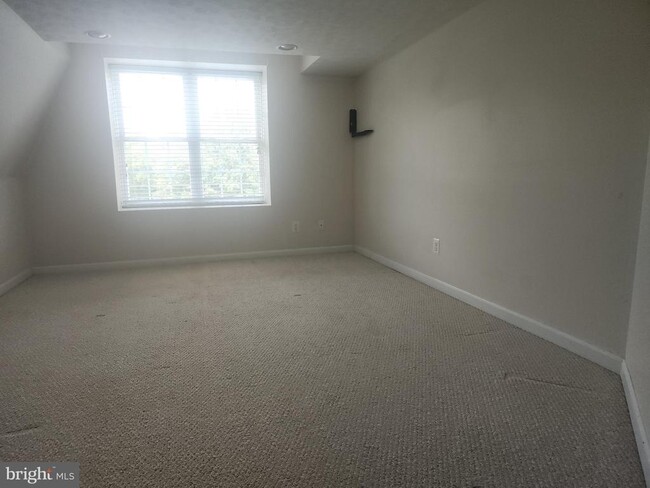 Building Photo - 36548 Notley Hall Rd Unit A Rental