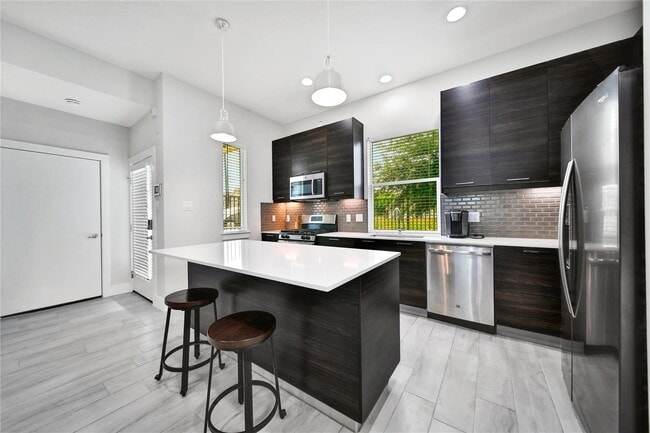 Photo - 2314 Gagne St