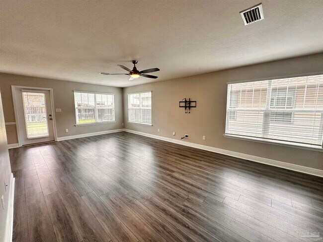 Photo - 3889 Weatherstone Cir