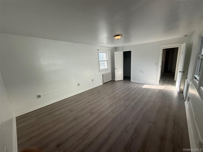 Building Photo - 437 3rd St Unit 1 Rental