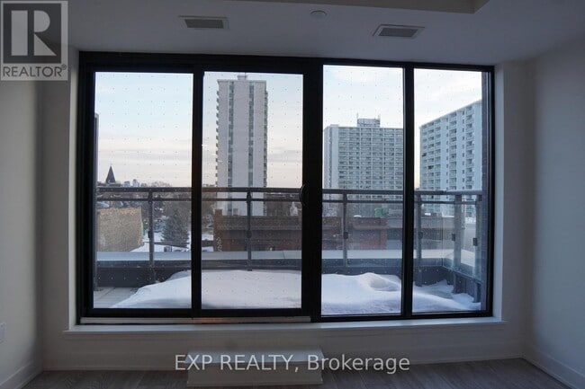 Photo - 758 Dovercourt Rd Unit 408