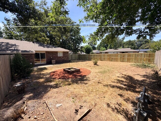 Photo - 2506 Jo Ave