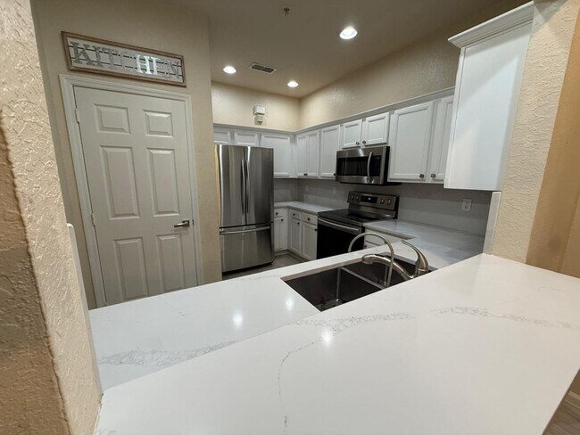 Photo - 3071 Ashland Ln N