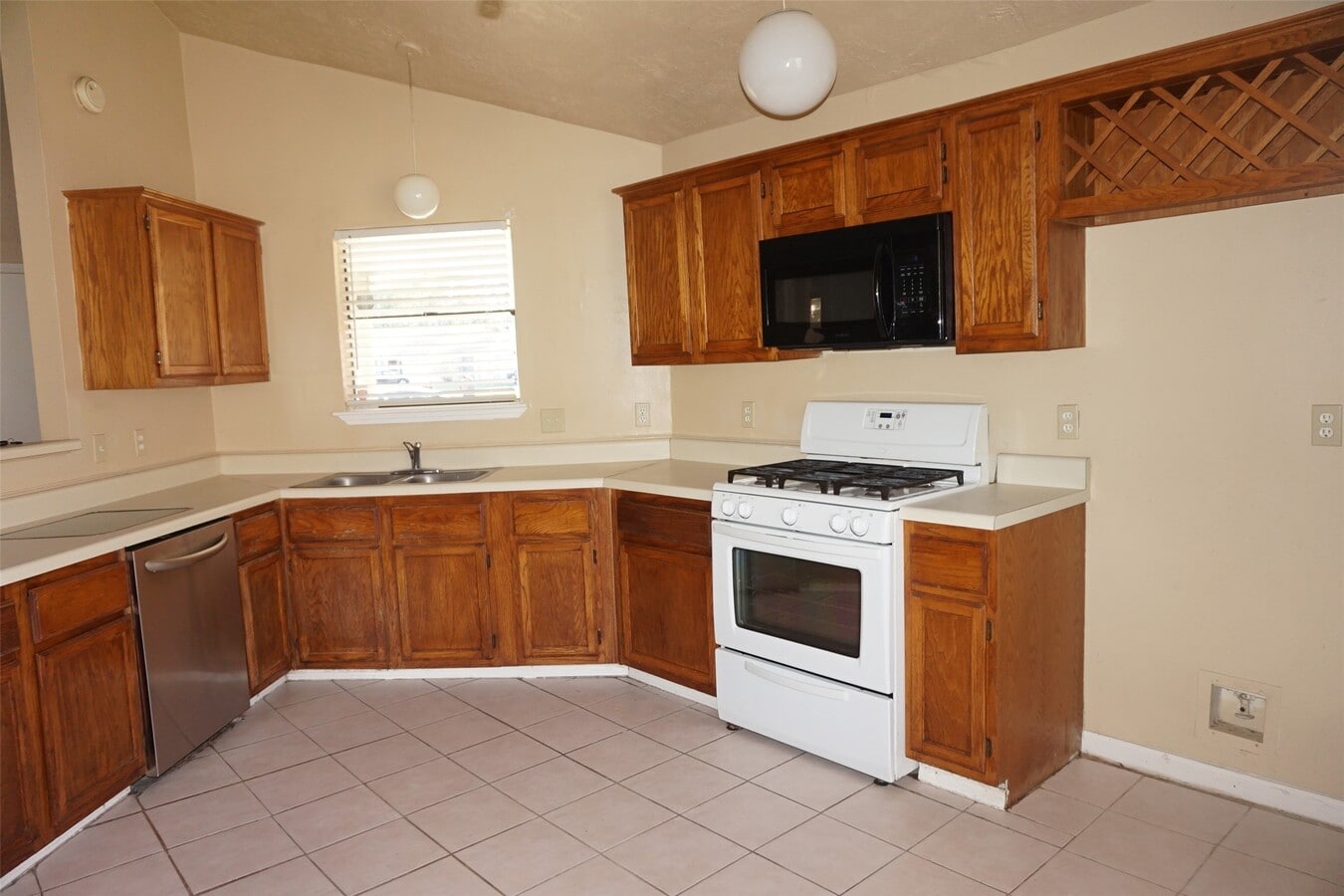 Photo - 6023 Woodmancote Dr