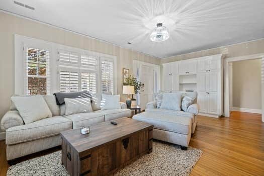 Photo - 6308 Richmond Pl