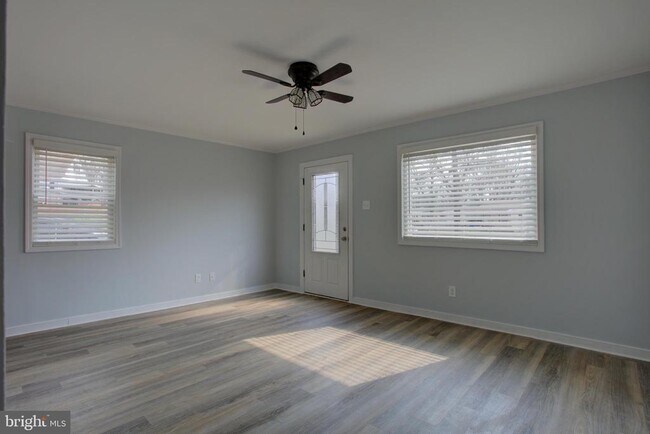 Photo - 232 Cabbel Dr