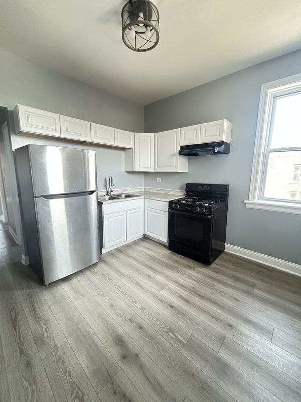 Photo - 6601 S Langley Ave Condo Unit 3