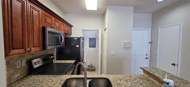 4115 Chatham Oak Ct Unit 210