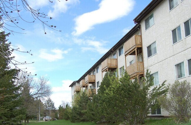 Photo - St Paul/Desjardins Apartments