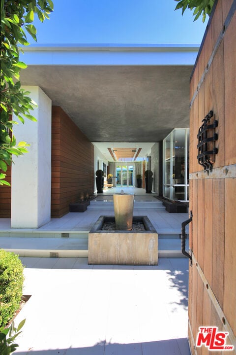 Photo - 3054 Elvido Dr