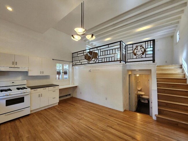 Building Photo - 142 E Santa Fe Ave Unit 142 E Santa Fe Ave B