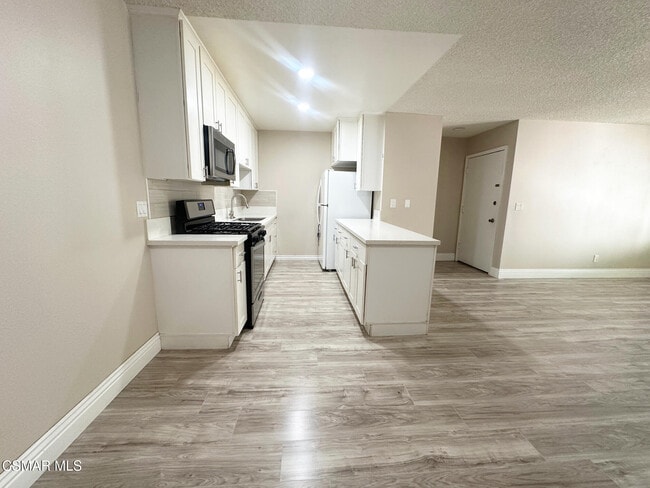 Photo - 2410 Bolker Dr