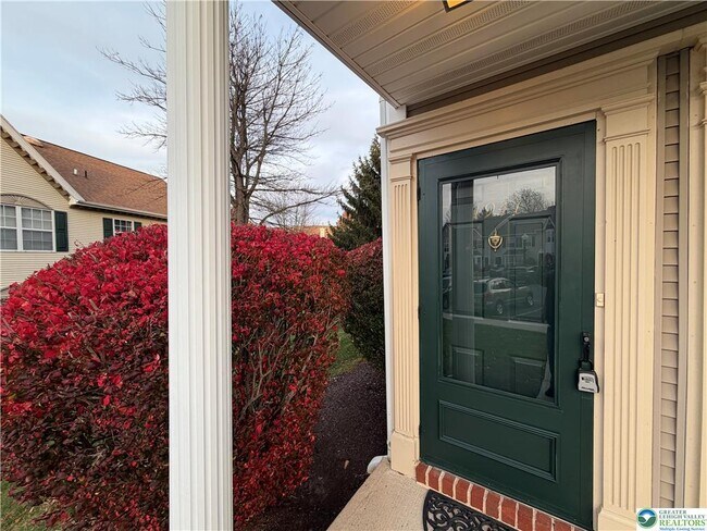 Photo - 1941 Willings Ln