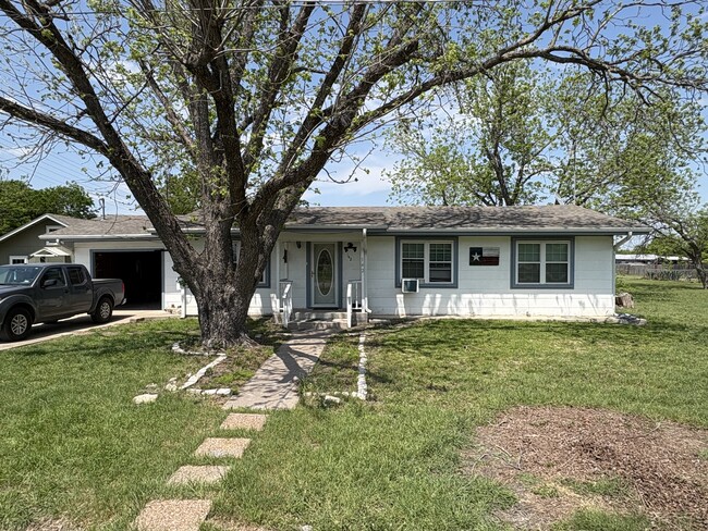 Photo - 142 Allen St Casa