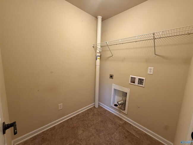 Photo - 824 Bell Factory Rd