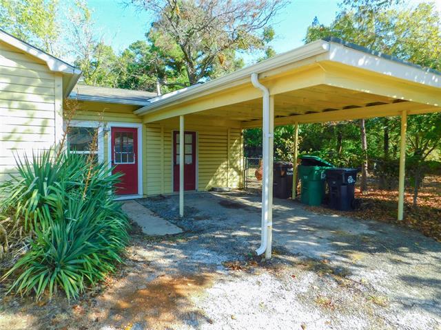 Photo - 2216 Palmer Dr