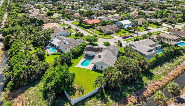 Building Photo - 1599 NW 14th Ave