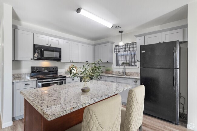 Building Photo - 3 Mulberry Rd Unit 3 Mulberry Rd Rental