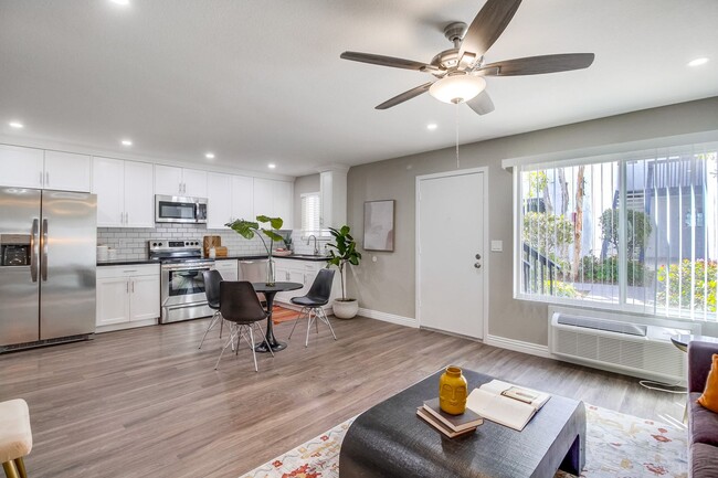 Photo - The Royal of Rancho Penasquitos