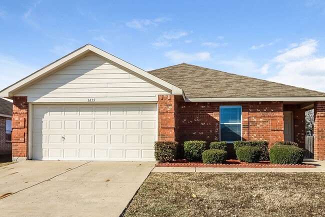 Photo - 1815 Northridge Dr