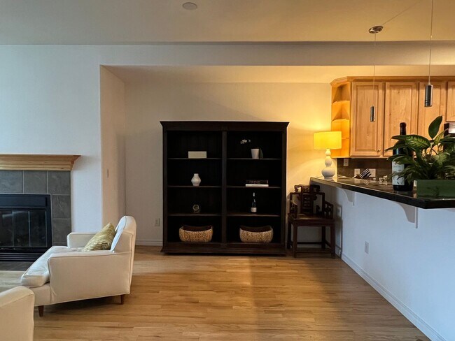 Photo - BEAUTIFUL 3 Bed 3.5 Bath Townhome in Dakota Ridge Village in North Boulder