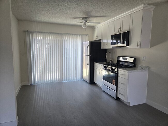 Photo - 2072 S Nautical St Unit 2
