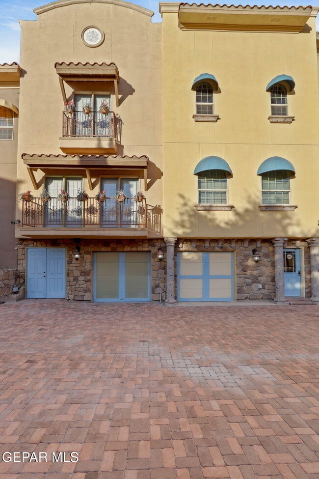 Photo - 6350 Escondido Dr Unit D32