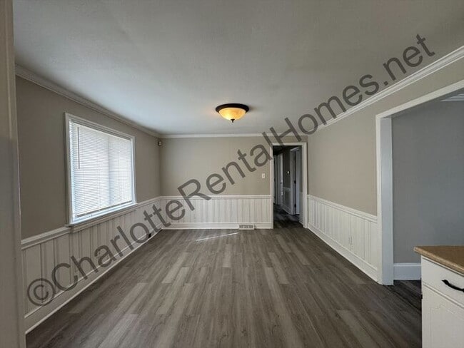 Photo - 3 Bedroom 1.5 bath home in Mathews!