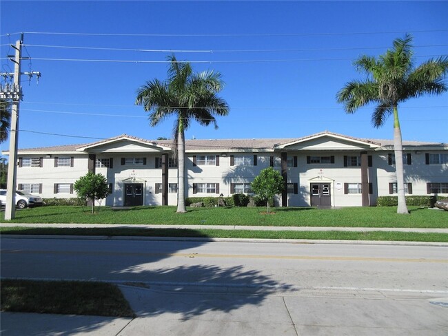 Building Photo - 4280 Woodside Dr Unit 14 Rental