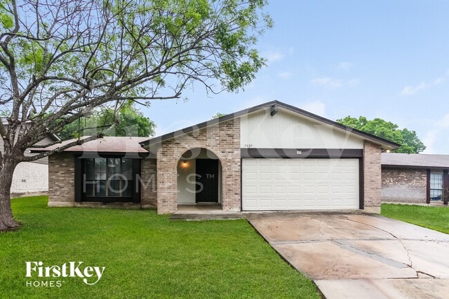 Building Photo - 7527 Lincoln Village Dr