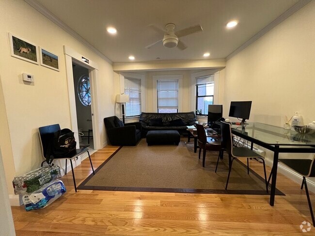 Building Photo - 219 Commonwealth Ave Unit 24 Rental
