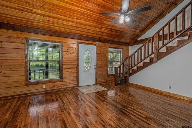 Photo - 18737 Saddleback Ln