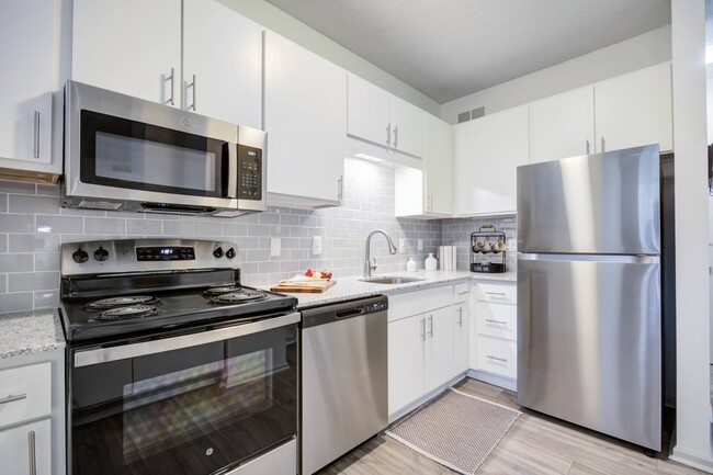 Photo - The Waters at Chenal Apartments